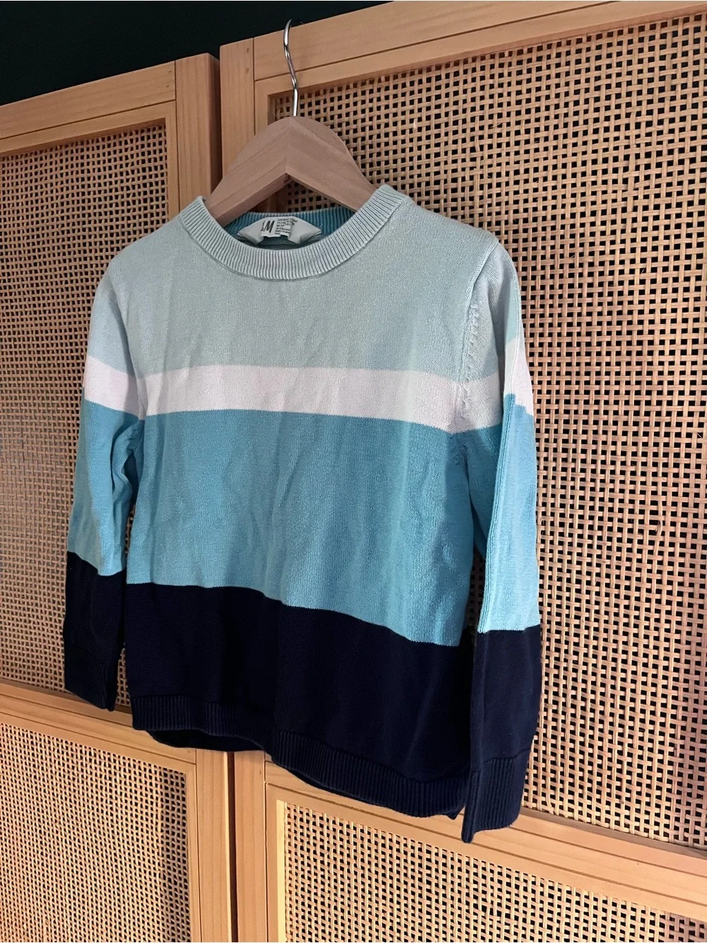 H&M 3-4T Colorblock Crewneck Sweater in Light Blue, White & Navy